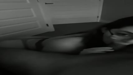 Latina head