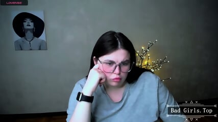 Amateur BBW brunette webcam babe solo