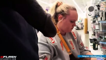 White Thickums Gets Flashed