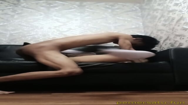 Talent cici abg 18yo mungil ngentot sama kakak ipar