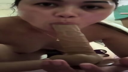 Indonesia cute girl dildo mastrubation