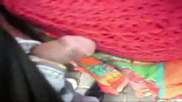 dickflash encoxada grope cum