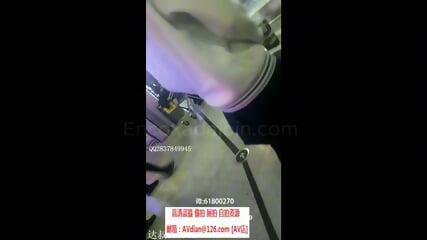 dickflash encoxada grope cum