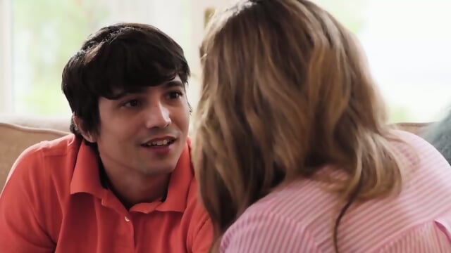 not my problem, stepmom - Screenshot 1 of 15 - Teen