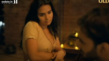 Village Sex Video mein dekhiye Hot Wife ka mast Doggy Sex