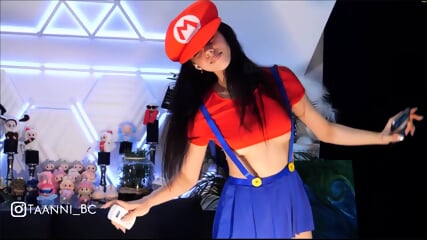 Hot Latina wr7e9tyyu6r4tui3Ã±y-0op32Ãº13`p3