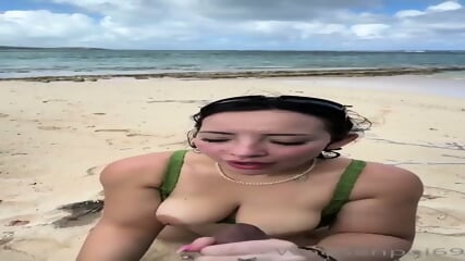 Pawg: Her google drive folder, 344 videos => https://rentry.co/7dostk54
