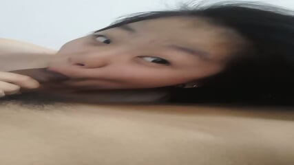 Good Morning Cute Teen blowjob