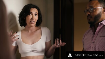 MODERN DAY SINS Bored Casey Calvert's SNEAKY SEX With Hubby Turns Into GANGBANG With Their In Laws  pretty-pussy