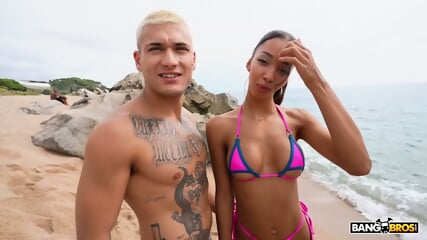 Public Bangs - Lia Lin - Threesome On The Public Beach