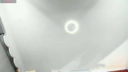 charlottee_white_2025