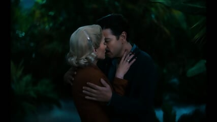 KisÅ¡sing OÃ´f ZÃ  SpidÃ¨r WÃ´man's.T.I-i-i-i-i-G.H.T.PuÅ¡sÃ¿-2025.11.11.2025.Movv Vie