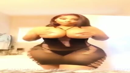 Ebony: Her google drive folder, 677 videos => https://rentry.co/vtemrtr6