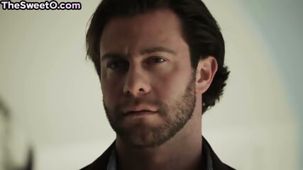 Shorthair horny babe pussysmashed by BF