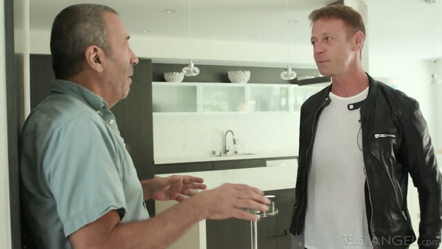 Angela White – I Am Angela, Ep. 4: Ciao Bella!