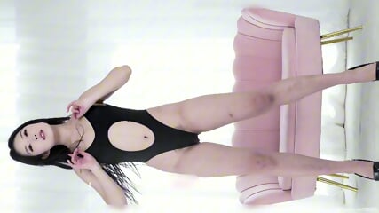 Chinese Girl Dance