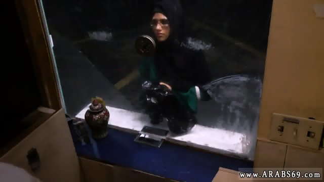 Dirty arab Desperate Arab Woman Fucks For Money