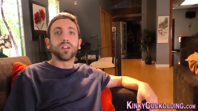 Domina gets pussy cumshot