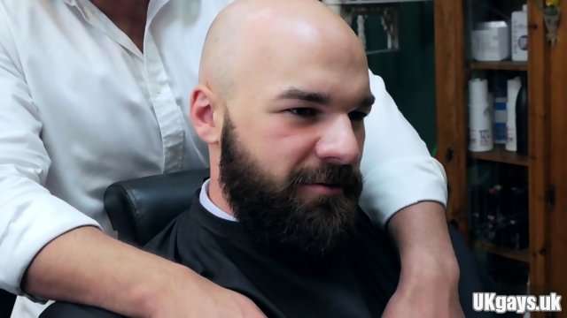 Muscle gay fetish and cumshot