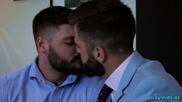 Muscle gay fetish with cumshot