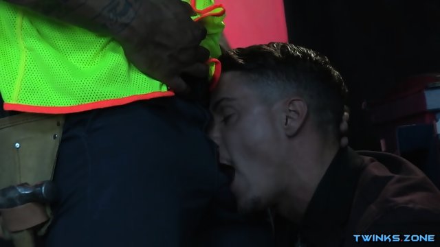 Big cock son oral sex with cumshot