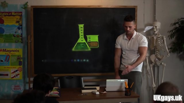 Muscle gay anal with cumshot