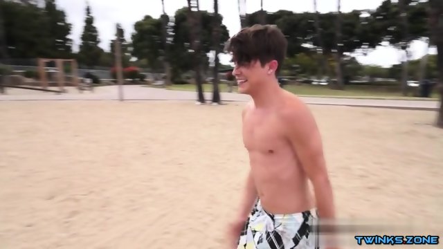 Brunette twink anal sex and facial