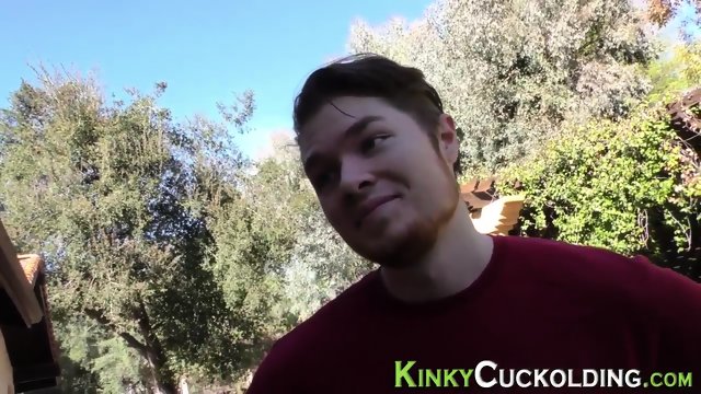 Jizzy mistress blows bbcs