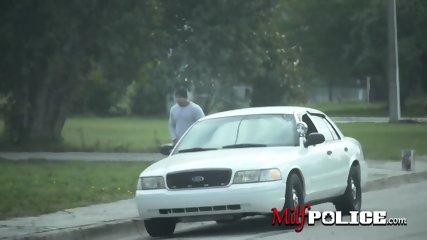 Undercover Milf Police Hunts Down Big Black Cock