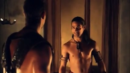 Spartacus - Agron Et Nasir