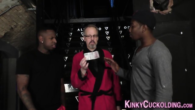 Cuckolder gets spitroasted and ass creampied