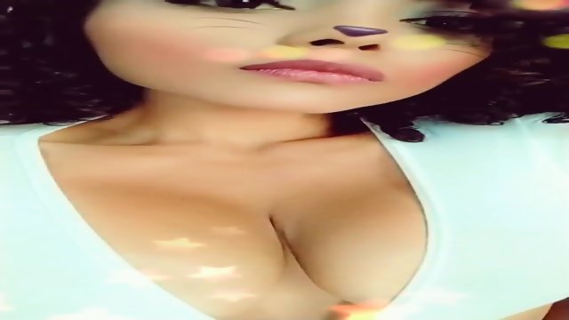 Sexual Carolina, teasing you with my hot breasts & horny butt ;)