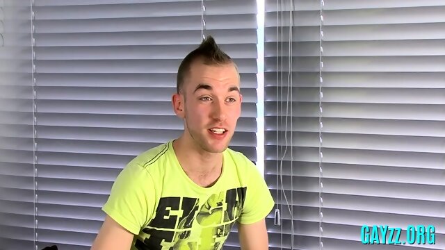 Hot gay flogs his big dong