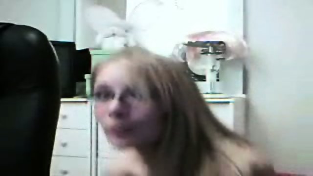 Sexy Webcam Girl Tease