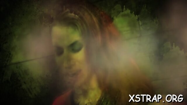 Blondies devoured in bondage threesome