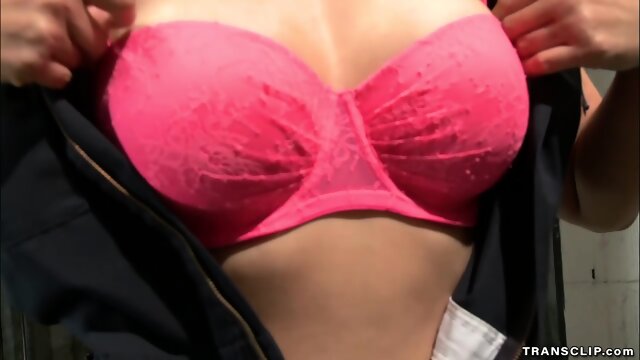 Shemale electrician fucks busty babe