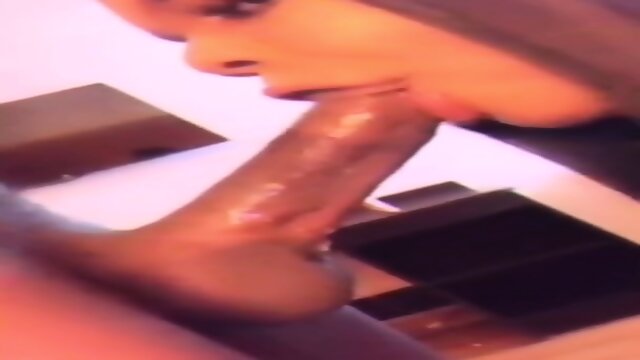 Ebony Shemales Take Dick