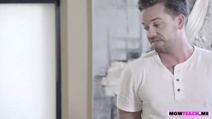 MILF mom demands her stepson to lick her mature pussy