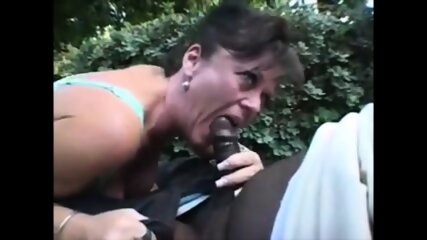 Mature Wife Sucking Bbc Outdoor And Get Cum In Mouth