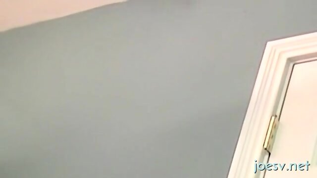 Horny dude strokes it really hard