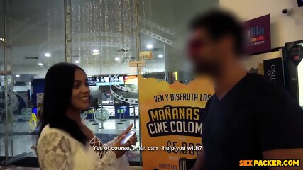Latina Mall Cutie Public Pick Up And Messy Facial