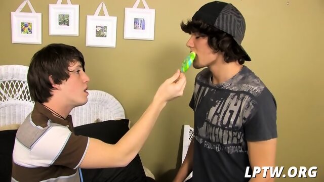 Fetish play between hot twinks