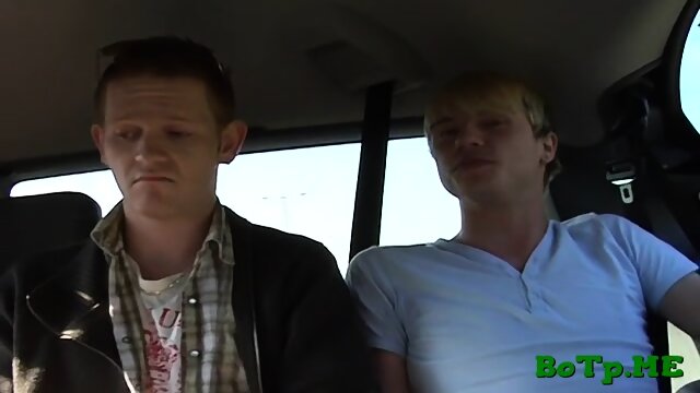 Boys kiss and fuck nastily