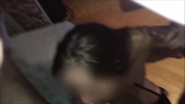 Close up threesome - Swingers