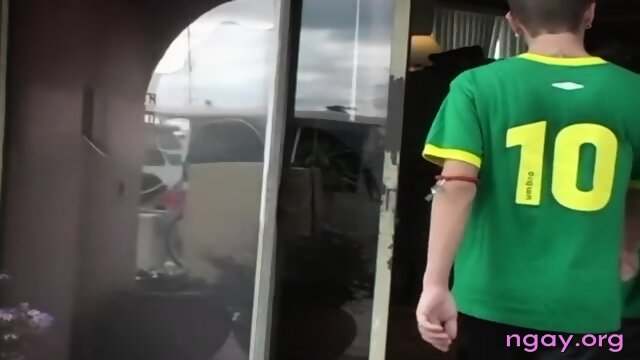 Sexy gay slut rides stiff rod