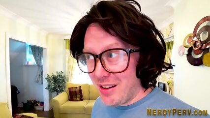 Yorkshire nerd sperms chubby brits mouth