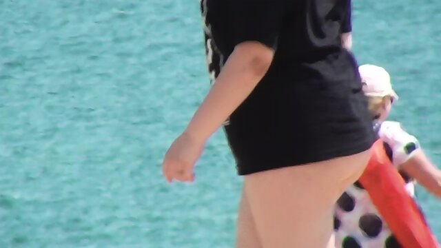 Beach girl .23
