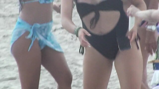 Beach girl .109