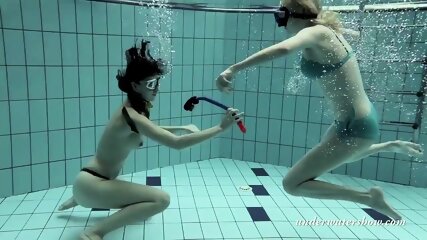 shower sister, petite, underwater girls, lesbian