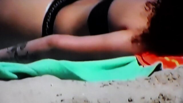 2020 Beach girls videos vol .14